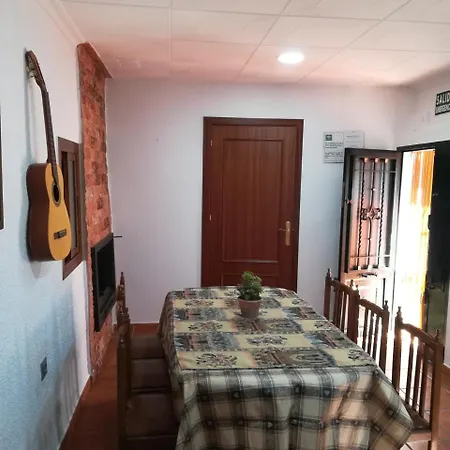 Cueva Tradicional El Capricho